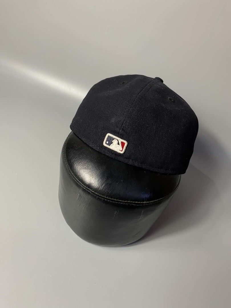 Boston Red Sox close cap (Category: Caps & Hats) located in Bacolod City. Submitted by jollyst4ffs. (Listing ID 1463449154, Image 2). Description: Boston Red Sox close cap new era 59 fifty size 7 5/8 good as new -700 Dm.