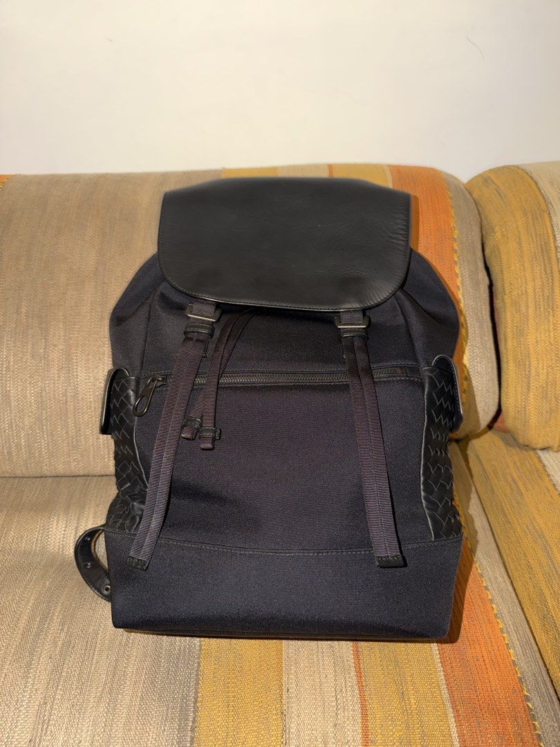 Bottega Veneta Backpack (Category: Luxury Bags & Wallets) located in Muntinlupa City. Submitted by elian28 (Listing ID 1463515635, Image 1). Description: Bottega Veneta back pack 100% legit Like new condition Makati area.
