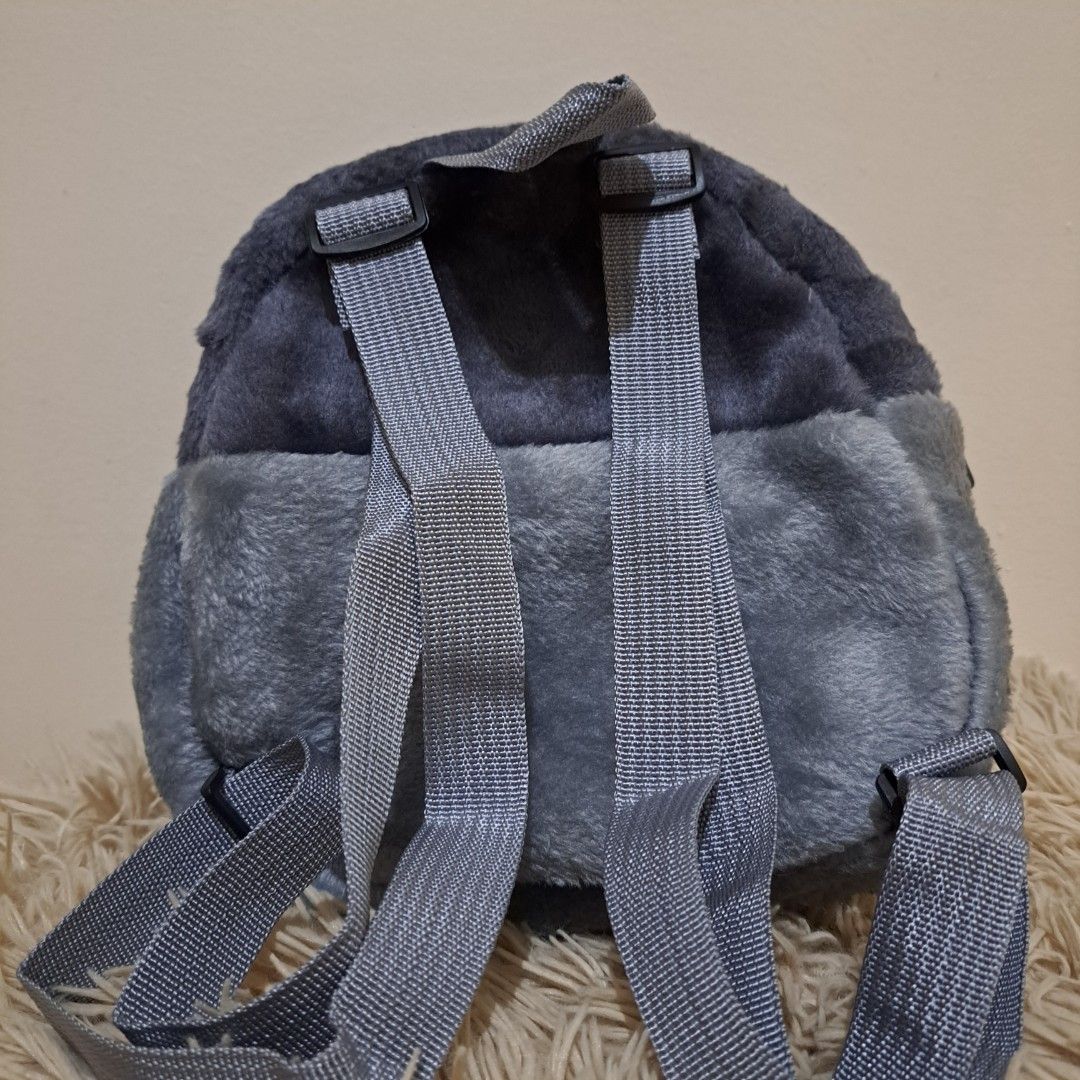 BRAND NEW! Penguin Backpack / Cute Plush Bag (Category: Babies & Kids Fashion) located in Taguig. Submitted by sooommessy (Listing ID 1463535555, Image 2). Description: - Adorable penguin design - Soft and plush material - Zipper closure for main compartment - Adjustable straps for a comfortable fit - 23 cm x 20 cm x 10 cm - Originally bought at 309php. Selling for 250php - RFS: Too large for the intended user.
