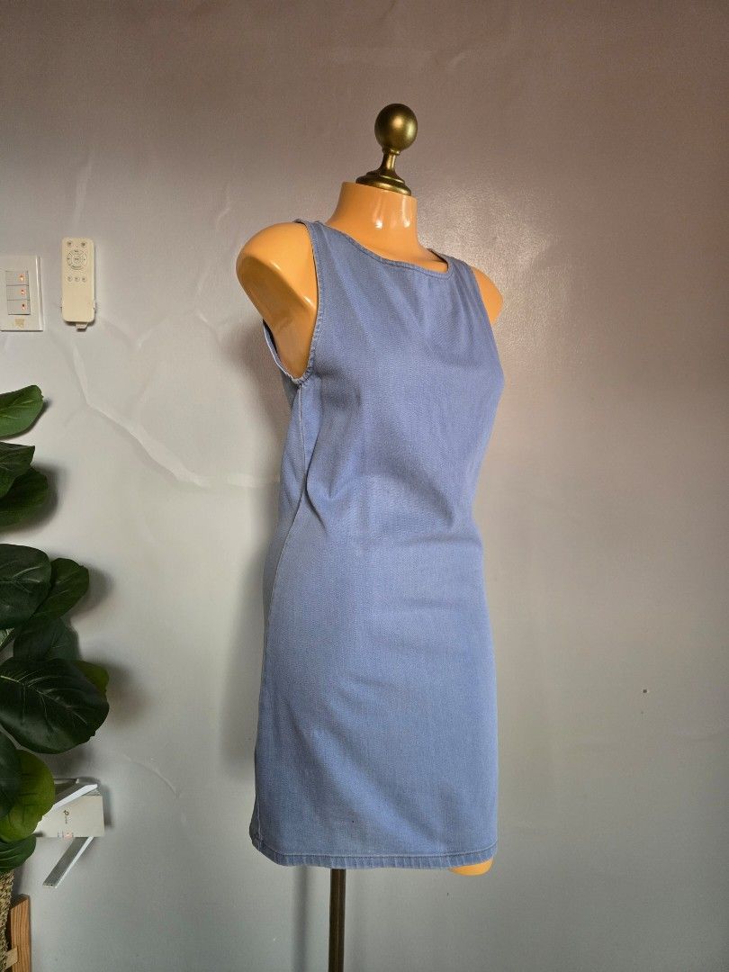 Branded FOREVER 21 light Denim dress (Category: Dresses) located in San Marcelino. Submitted by thriftolshoppiness (Listing ID 1463480483, Image 3). Description: XS-S stretch.