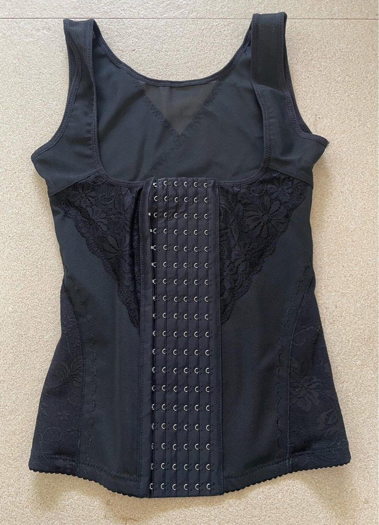 Brandnew Corset,Large on tag (Category: Sleeveless) located in Bulacan. Submitted by thriftbagcollections (Listing ID 1463457768, Image 2). Description: Brandnew Corset,Large on tag! 2 pcs available 180 each both 300.