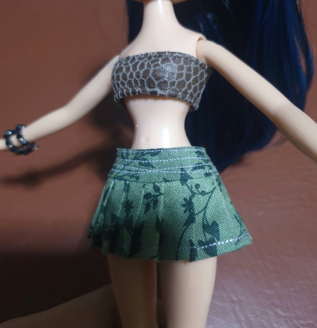 Bratz Handmade Skirt Take All (Category: Kids Toys) located in Rizal. Submitted by littlehelena (Listing ID 1463528876, Image 1). Description: .