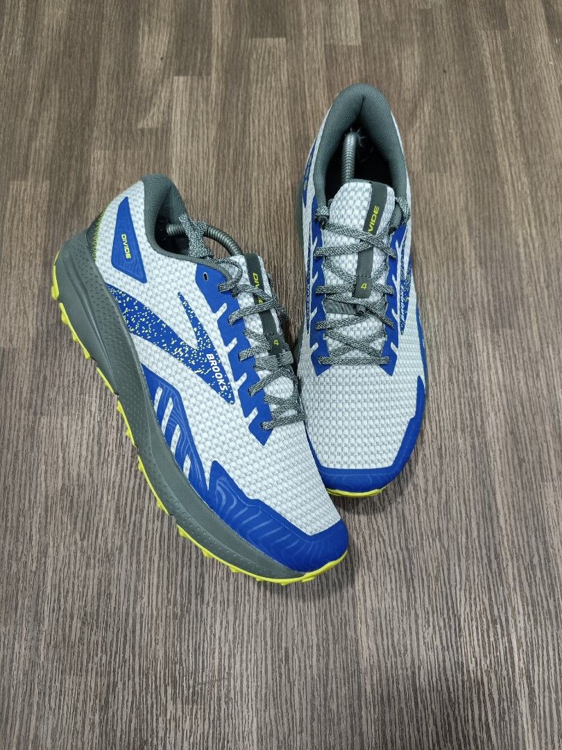 Brooks Divide 4 trail running shoes (Category: Sneakers) located in Baguio. Submitted by activeloots (Listing ID 1463516004, Image 2). Description: Brooks Divide 4 trail running shoes Size 11 / 29cm Auth / Orig Excellent condition Pair only 2800 + sf Baguio city.