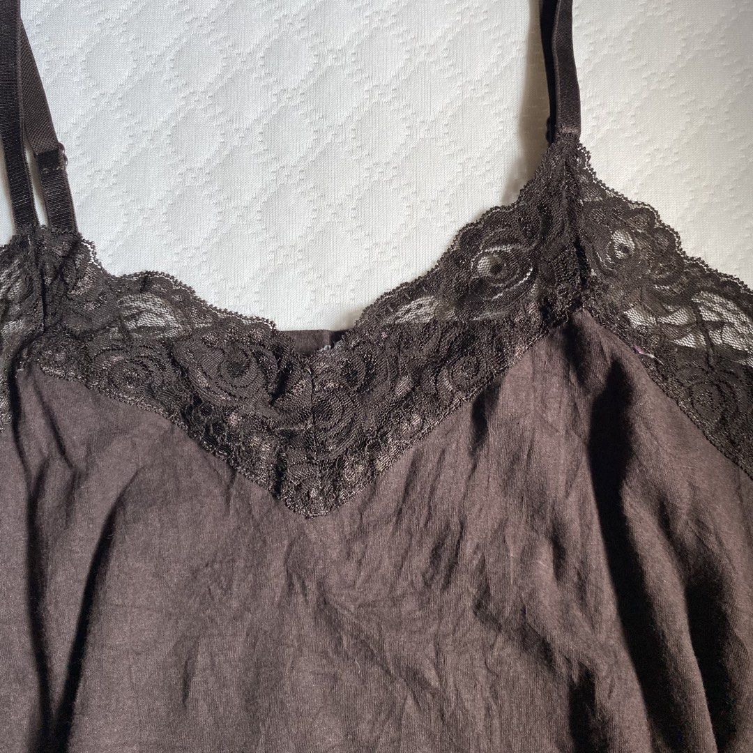 Brown Lace trim camisole (american eagle, aeropostale, abercrombie & fitch, whimsy, babydoll tops, grunge, y2k, 2000s, hollister, bebe, levis) (Category: Others Tops) located in Marikina City. Submitted by tomie_kawakami (Listing ID 1463367968, Image 2). Description: Brand: Cut off tag 🙁 Size: small to large - good condition - marikina city location - gcash payment - shipping via J&t / lalamove.