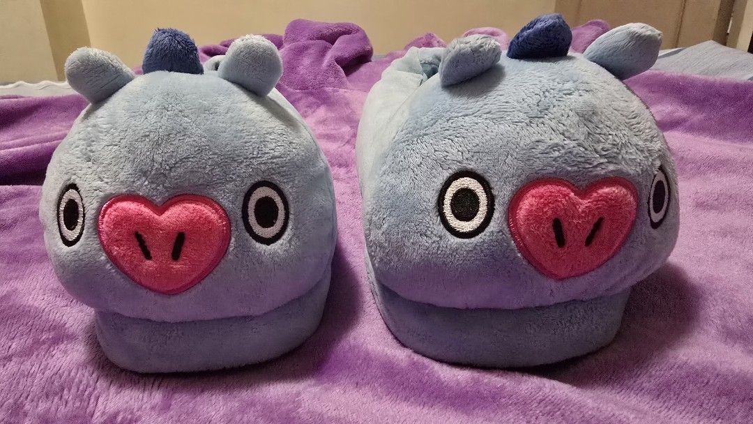 BT21 MANG Plush Slippers (Category: Slippers and slides) located in Las Pinas. Submitted by insouciant_worrier (Listing ID 1463512999, Image 1). Description: - Adorable BT21 MANG slippers - MOP: Gcash.