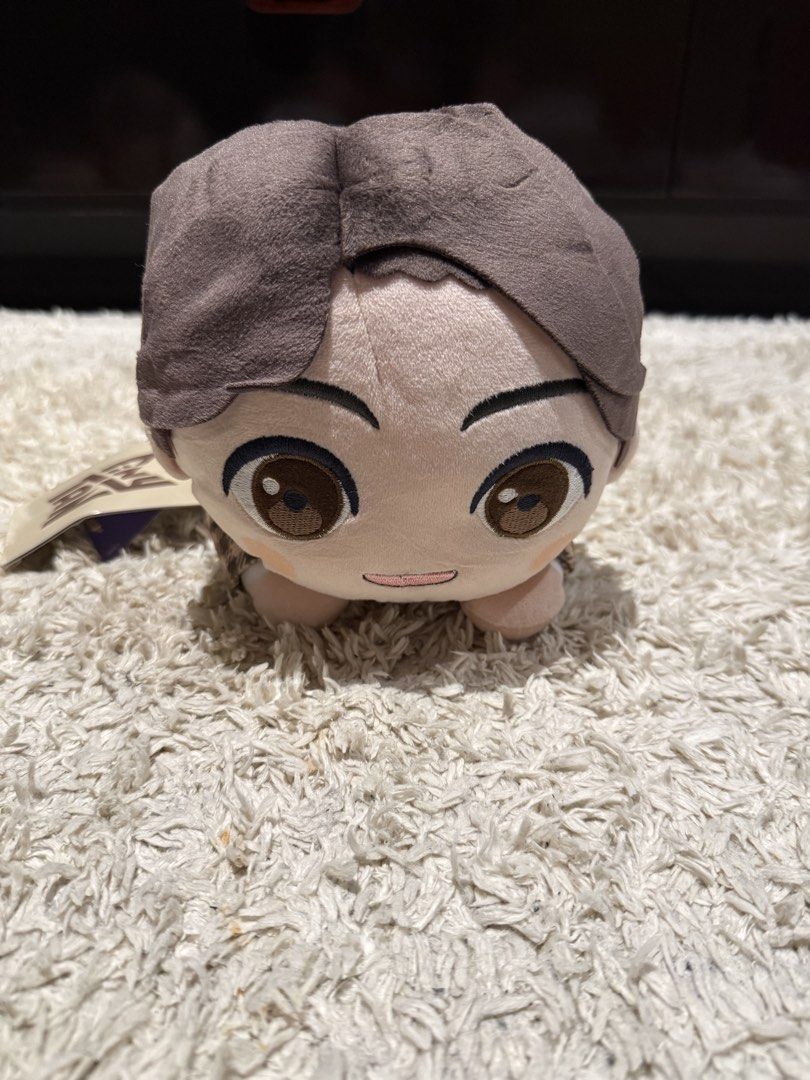 BTS TinyTAN Dynamite “Jungkook” (Category: K-Wave Merchandise) located in Quezon City. Submitted by isellstuff.buy (Listing ID 1463507894, Image 1). Description: BTS TinyTAN Dynamite “Jungkook” Feel free to message me if you’re interested or if you have any questions😊.