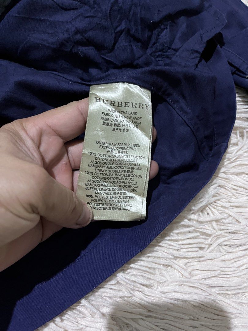 BURBERRY (Category: Coats, Jackets and Outerwear) located in Kabankalan. Submitted by miaangelar73343 (Listing ID 1463472377, Image 3). Description: .