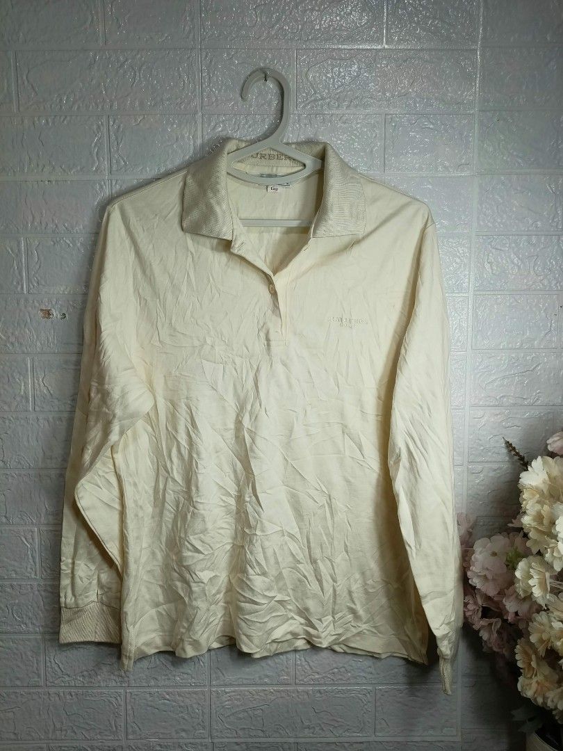BURBERRY GOLF LONGSLEEVE (Category: Blouses) located in Santa Maria. Submitted by usbrands1987 (Listing ID 1463472465, Image 2). Description: .