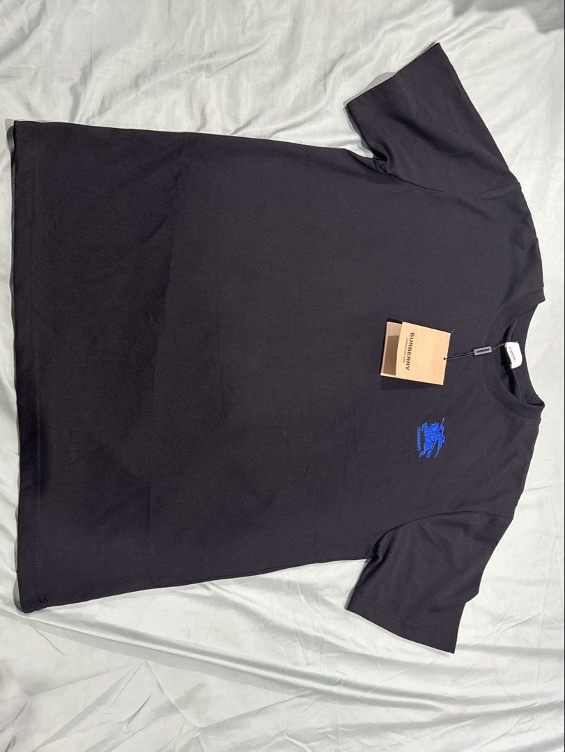 burberry shirt (Category: Tshirts & Polo Shirts ) located in Talisay. Submitted by artmeus (Listing ID 1463468889, Image 2). Description: payment first po thru cashg + shipping fee via jnt.