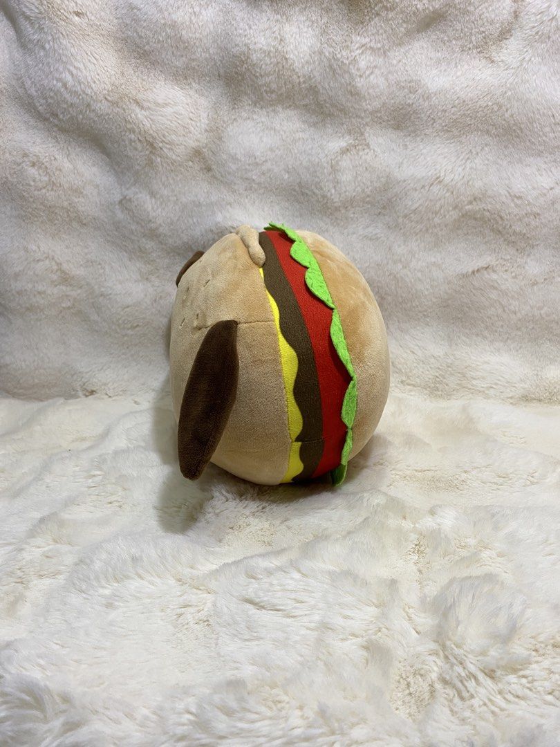 Burger plush (Category: Plushies & Soft Toys) located in Kalibo. Submitted by ollie_stuffshop (Listing ID 1463555123, Image 2). Description: 19cm x 24cm Before you send your inquiries: ❗️Last Price is already posted ❗️Manage your expectations, WYSIWYG ❗️May need washing ❗️Dropoff is every Wednesday & Sunday - plush resembles Pochacco .