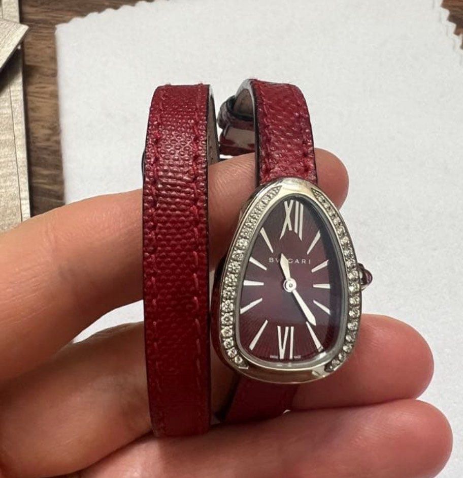 Bvlgari Serpenti Red Watch (Category: Women's Watches) located in Bulacan. Submitted by youlovewatches (Listing ID 1463521159, Image 1). Description: Brand: Bvlgari Type/Movement/Details: Quartz Watch Model Name: Serpenti D-Bezel SS/Leather Watch Model Number: SPS27C9SDL Serial Number: 1N**** Origin/Manufacture Year: Switzerland Color: Red x Silver Dial Materials: Stainless Steel/Karung Leather, Sapphire Crystal Case, Diamonds. Shape: Oval Face D