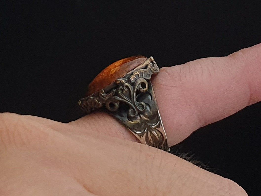 Cabochon Ring from Japan (Category: Rings) located in Quezon City. Submitted by WasalakTwo (Listing ID 1463440289, Image 2). Description: Bought in Japan High qualty Adjustable Open for delivery nationwide.