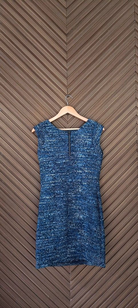 Cache Cache Blue Textured Cap Sleeve Sheath Dress (Category: Dresses) located in Davao. Submitted by fabmegashop (Listing ID 1463419272, Image 2). Description: - Blue textured dress from Cache Cache - Cap sleeves - Back zipper closure - Approx. 33 inches length - Approx. 15 inches waist - Versatile for work or casual outings - Comfortable fabric.