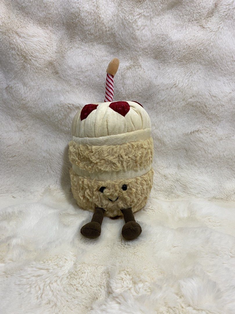 Cake plush (Category: Plushies & Soft Toys) located in Kalibo. Submitted by ollie_stuffshop (Listing ID 1463555663, Image 1). Description: 28cm x 12.5cm Before you send your inquiries: ❗️Last Price is already posted ❗️Manage your expectations, WYSIWYG ❗️May need washing ❗️Dropoff is every Wednesday & Sunday .