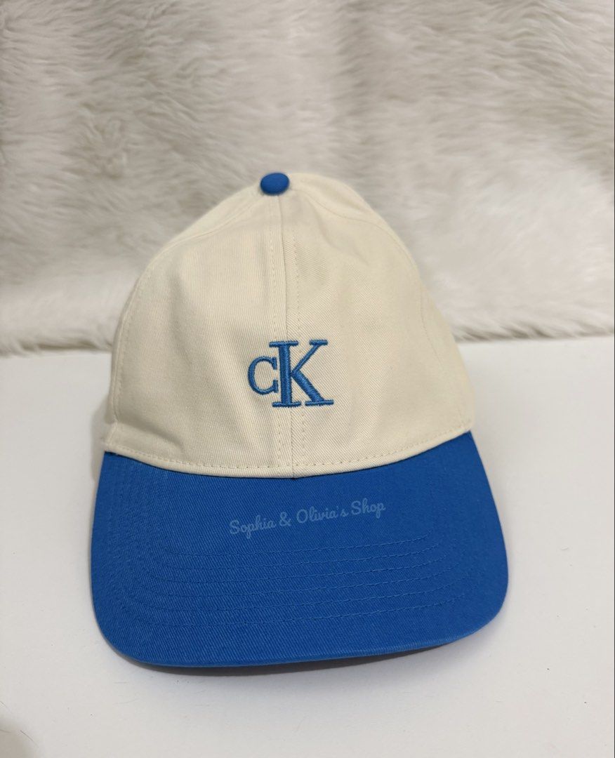 Calvin Klein Unisex Cap (Category: Luxury Accessories) located in Pasig City. Submitted by ellaandviashop (Listing ID 1463399239, Image 1). Description: 🇵🇭 On hand 🛵 ready to ship via lalamove/lbc 🇺🇸 Fresh arrivals 🆕 Orig and brand new .