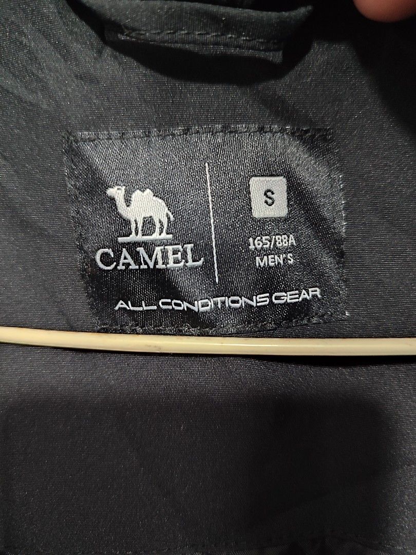 CAMEL ENFO TECH Windbreaker / Hardshell Jacket Size S. 23x27 dimes (Category: Coats, Jackets and Outerwear) located in Manila. Submitted by momofunodos (Listing ID 1463375152, Image 2). Description: ALL ITEMS ARE PRE-LOVED ✅Bale source. ✅Ukay thrifted. ✅Manage your expectations these are ukay.( dont expect crispy as new) ✅ Colors may different in person due to camera lens and lights. ✅ There's a sign of usage in every item ✅ Small stain washable 