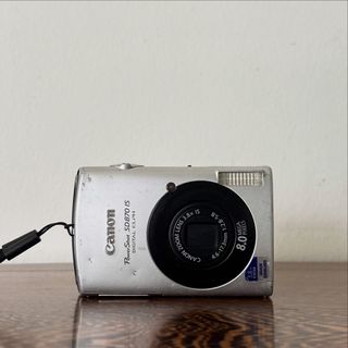 (Category: ) located in . Submitted by 23.cameras_ (Listing ID 1463394034, Image 1). Description: .