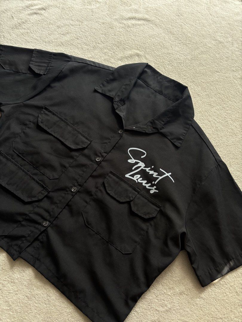 CARGO CROP POLO (Category: Formal Shirts) located in Guagua. Submitted by mid_thrift (Listing ID 1463479689, Image 1). Description: W-23 L-22 issue: change botton .