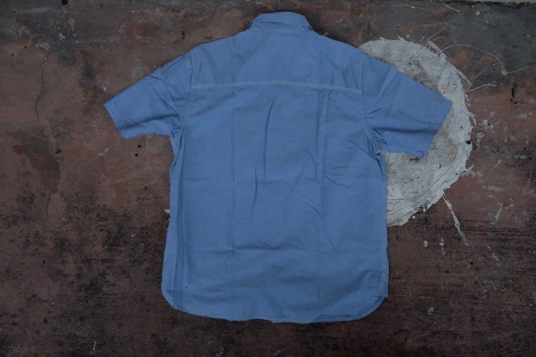 carhartt wip clink shirt (Category: Tshirts & Polo Shirts ) located in Cainta. Submitted by plus.eighty.one (Listing ID 1463550917, Image 2). Description: carhartt wip clink shirt size M condition : 9/10.