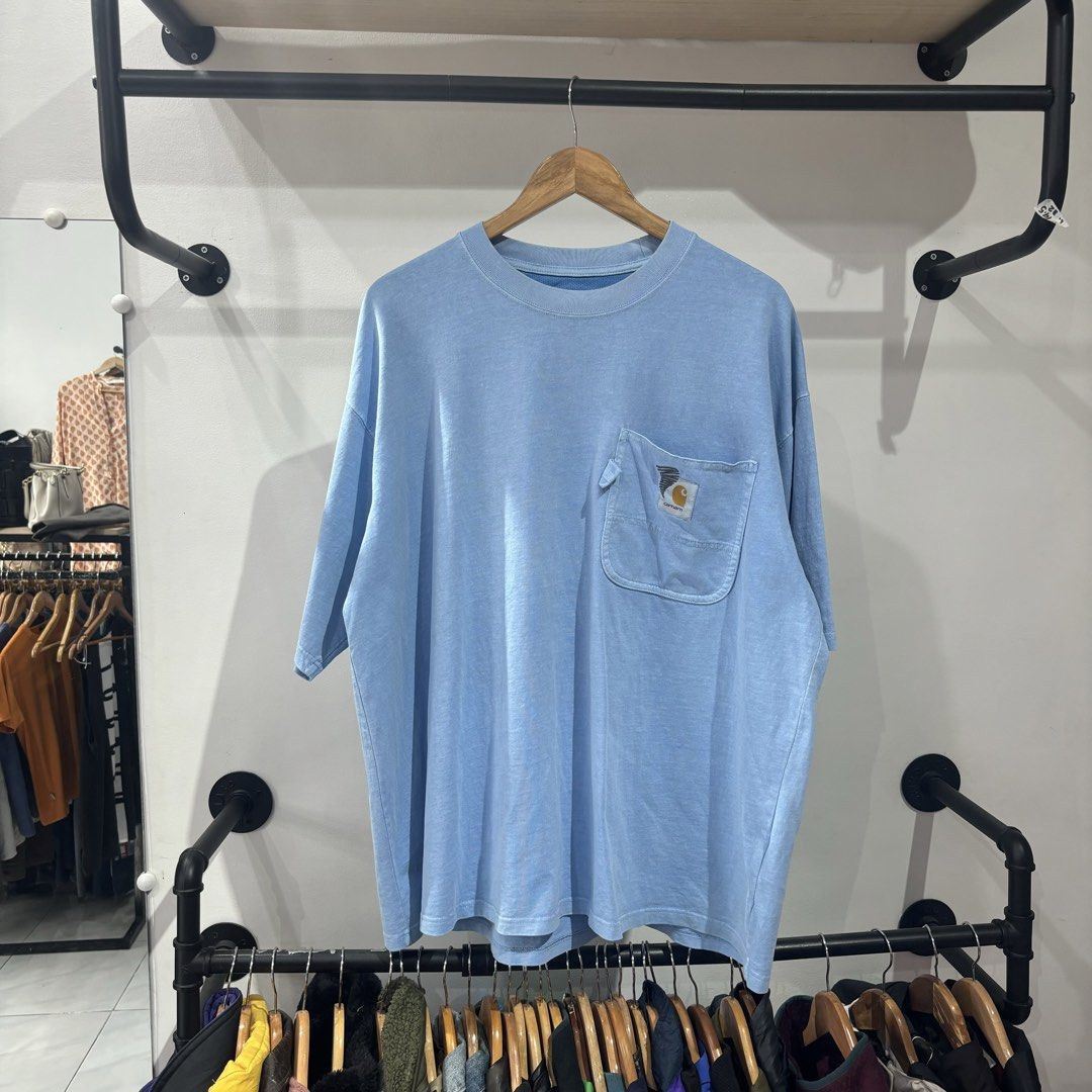 Carhartt x Invincible Pocket Shirt (Category: Formal Shirts) located in Bambang. Submitted by heats777 (Listing ID 1463487093, Image 2). Description: Excellent condition No issue Size: XL on tag.
