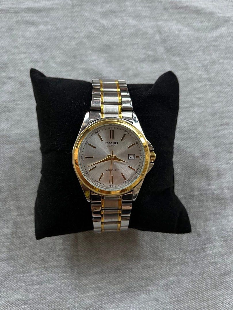 Casio Quartz Twotone (Category: Men's Watches) located in Manila. Submitted by jaivrgr22 (Listing ID 1463409842, Image 1). Description: Excellent Condition All Working / No issue With Hard Box & Paper Bag .