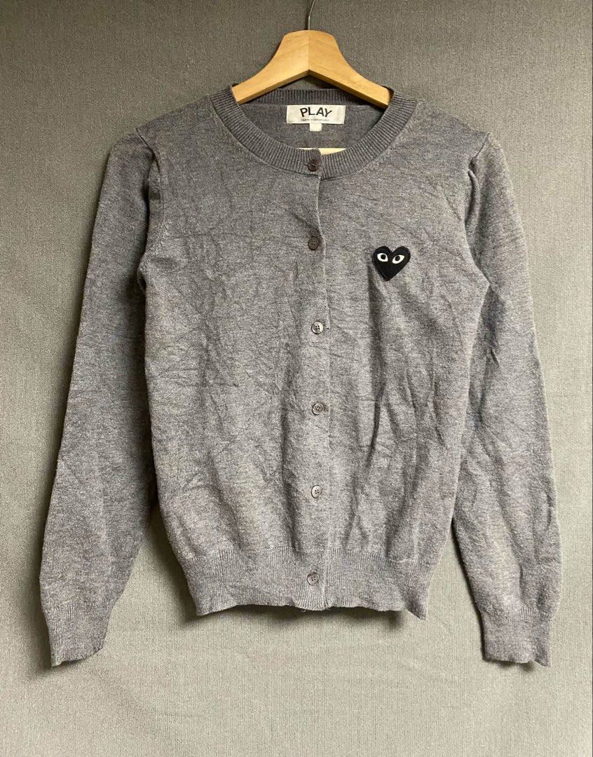 CDG PLAY CARDIGAN (Category: Coats, Jackets and Outerwear) located in Manila. Submitted by haimedeclur (Listing ID 1463395338, Image 1). Description: CDG PLAY CARDIGAN EXCELLENT CONDITION SMALL TO MEDIUM DIMES 16-22 COLOR RATE 9/10 NO HARD ISSUE LINTS ONLY - 450.