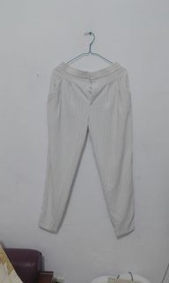 (Kategori: ) berada di . Dikirim oleh nes_wardrobee (ID iklan 1463330248, Gambar 1). Deskripsi: .