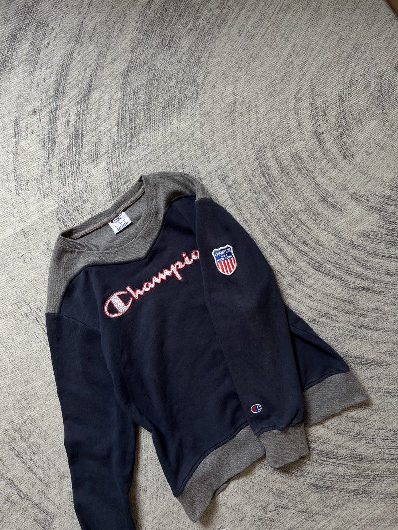 Champion (Category: Coats, Jackets and Outerwear) located in Manila. Submitted by lesterrrrrr (Listing ID 1463456306, Image 3). Description: .