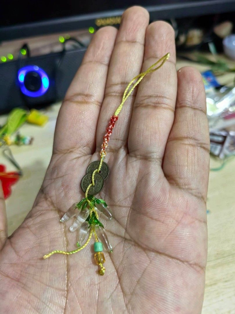 Charm - Clear Chilli (Category: Charms) located in Cebu City. Submitted by dudes_villanueva (Listing ID 1463359420, Image 3). Description: Charm - Clear Chilli 📌 In excellent condition. 📌 Chinese coins and beads, commonly used for feng shui, wealth, and protection..