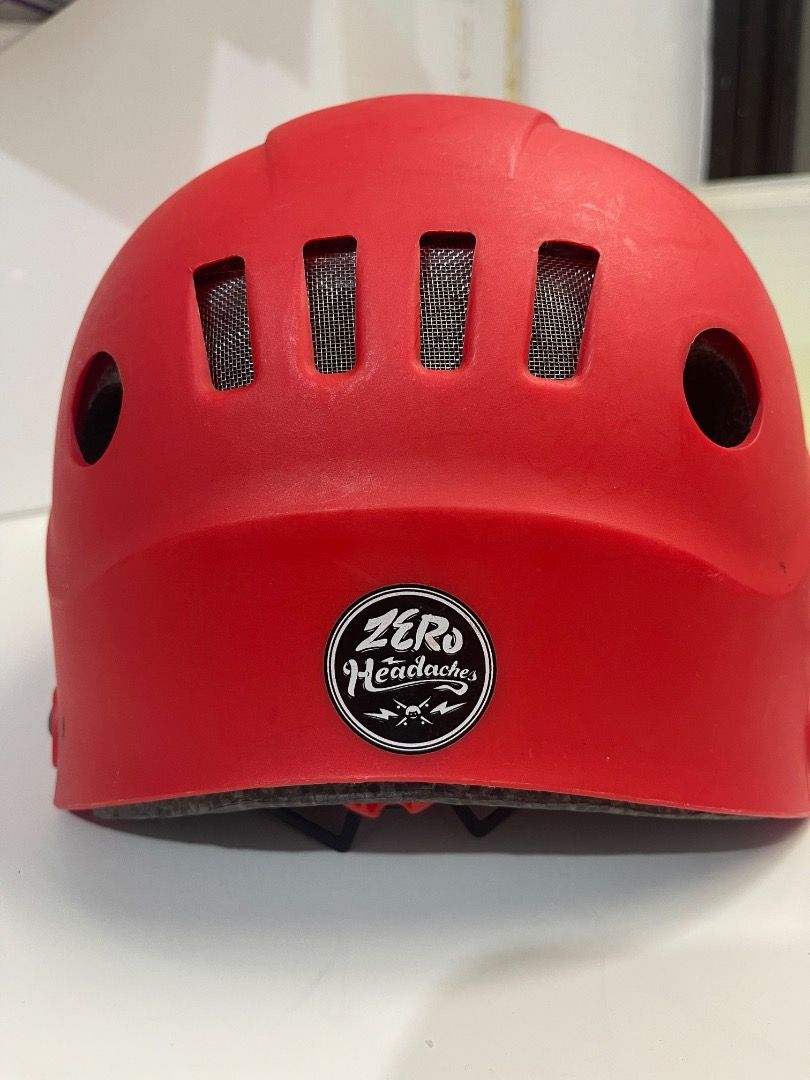Chasor Kids Active Helmet - Red (Category: Babies & Kids Fashion) located in Marikina City. Submitted by bezz_bezzy (Listing ID 1463369888, Image 2). Description: - Vibrant red helmet for active kids - Suitable for ages 2.5 to 10 years old - Adjustable head size: fits 21-25cm circumference - Made from durable ABS material - Ventilated design for maximum comfort - Ideal for cycling, scootering, and skateboarding adventures.