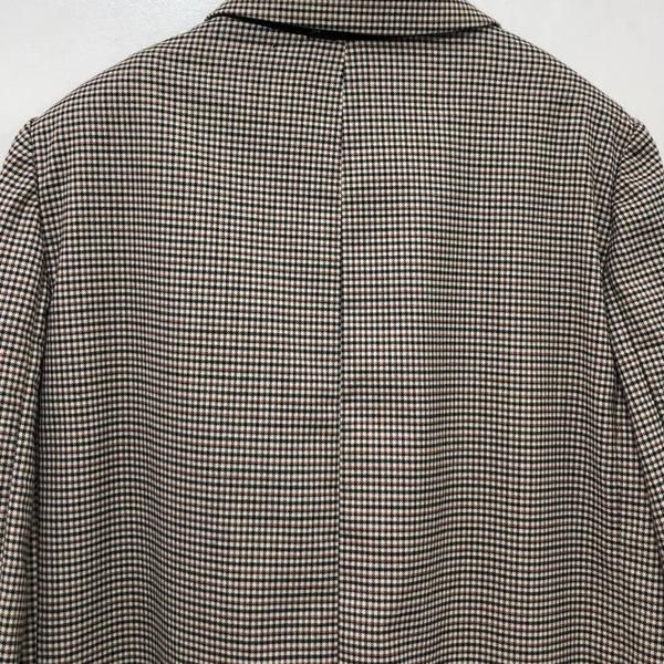 Check Double Button Jacket (Category: Coats, Jackets and Outerwear) located in Singapore. Submitted by bunjangpartners (Listing ID 1463336487, Image 6). Description: This is a women's outerwear jacket. It features a check pattern and a double button design. Chest: 53 Total length: 91 --[Before You Buy]-- Sourced from Bunjang, Korea's leading recommerce platform through our purchasing agency service. All items are pre-owned; titles, descriptions a