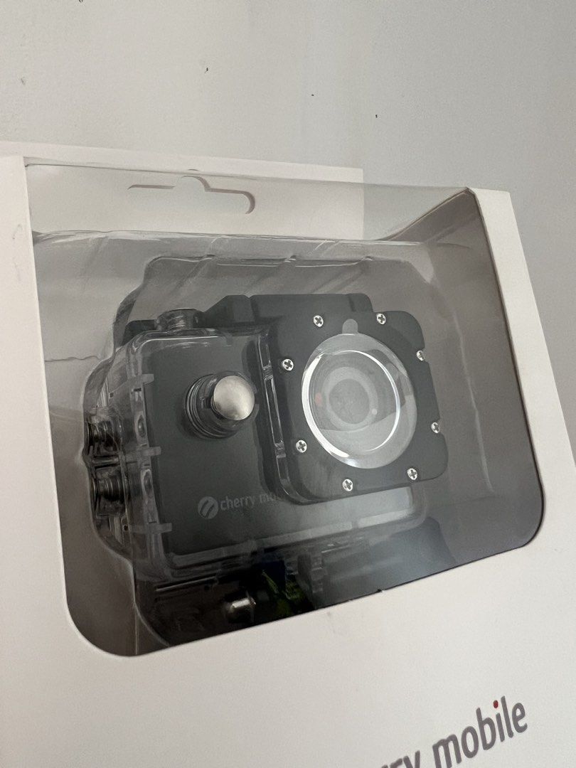Cherry Mobile Explorer Go Action Camera (Category: Cameras) located in Muntinlupa City. Submitted by uniquepicks (Listing ID 1463384834, Image 2). Description: - Record stunning 1080p video at 30fps. - Waterproof up to 30 meters – perfect for underwater adventures! - Capture more with a 140-degree wide-angle lens. - Enjoy extended recording with a 900 mAh battery. - Expand storage up to 32GB with microSD card support. - Convenient Type-C charging