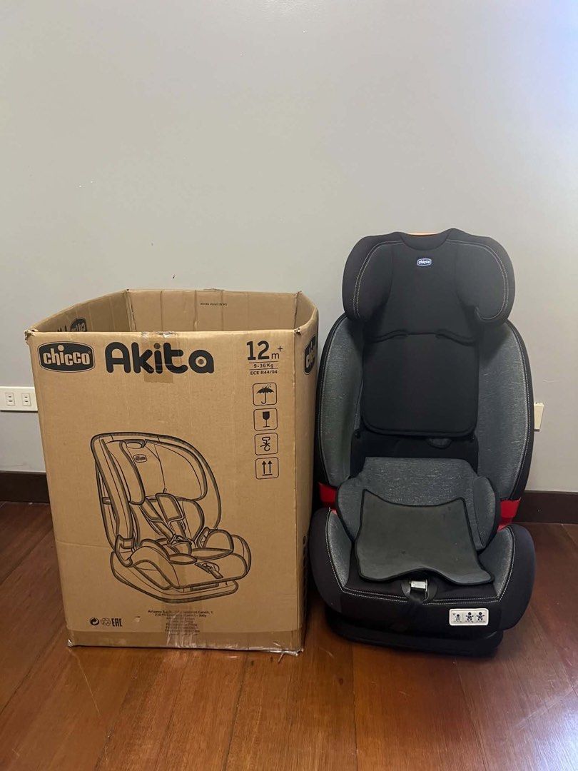 Chicco Akita Car Seat (Category: Car Seats) located in Muntinlupa City. Submitted by bff_findsph (Listing ID 1463338984, Image 1). Description: Used with care With box ₱2509 Washed and cleaned already. Convertible seats: expire 10 years from DOM DOM | 2021 - 06 - 29 Hi ma’am! Goldafternon. Model: Chicco Akita Weight range: 9–36 kg ISOFIX: ❌ No Installation: ✅ 3-point car seat belt Child harness: 5-point harness for the younger/group 1 configurati
