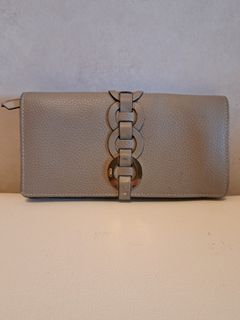 （分類：）位於 。 由 prelovedcorner14 提交（商品編號 1463332992，圖片 1）。簡介： 。