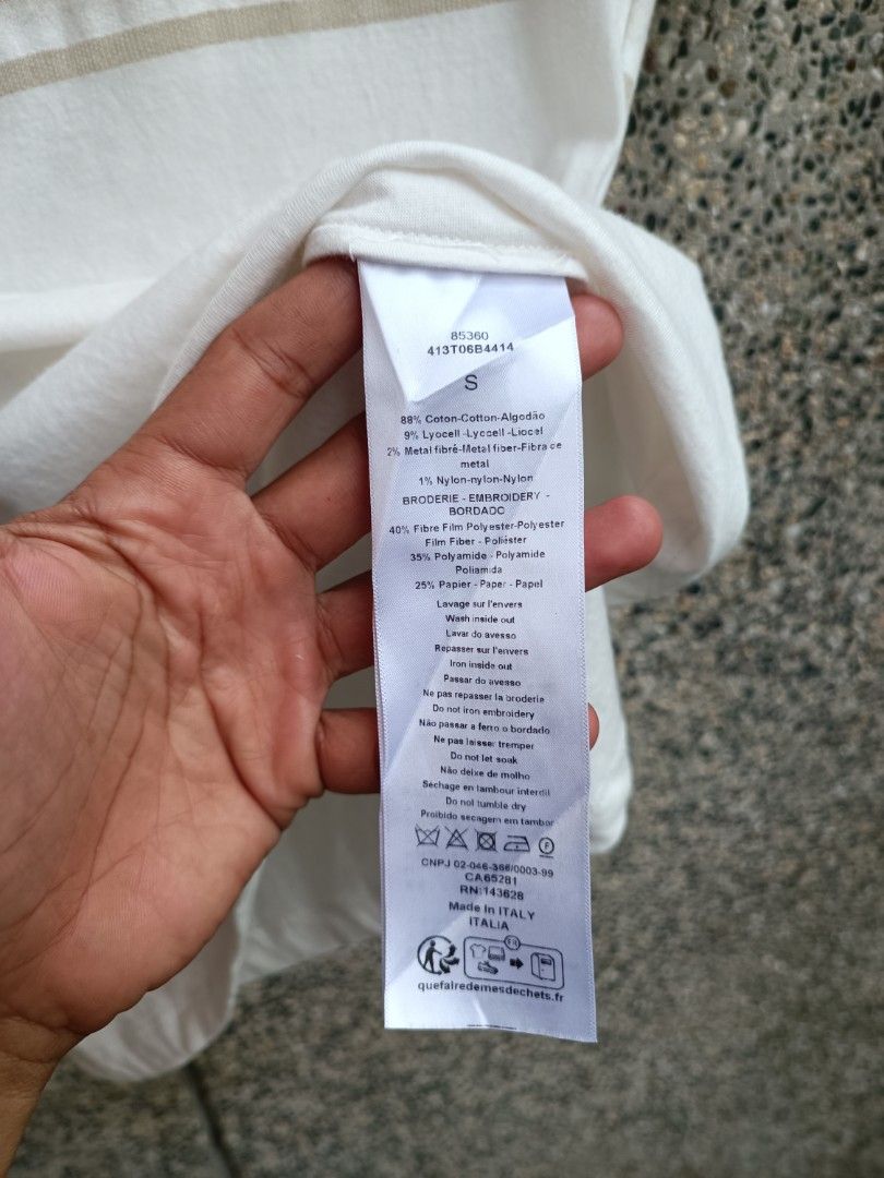Christian Dior (Category: Activewear) located in Davao. Submitted by st333tcartel (Listing ID 1463361538, Image 3). Description: Small Length 23 Width 17 Issue: Slight stain check last pic..