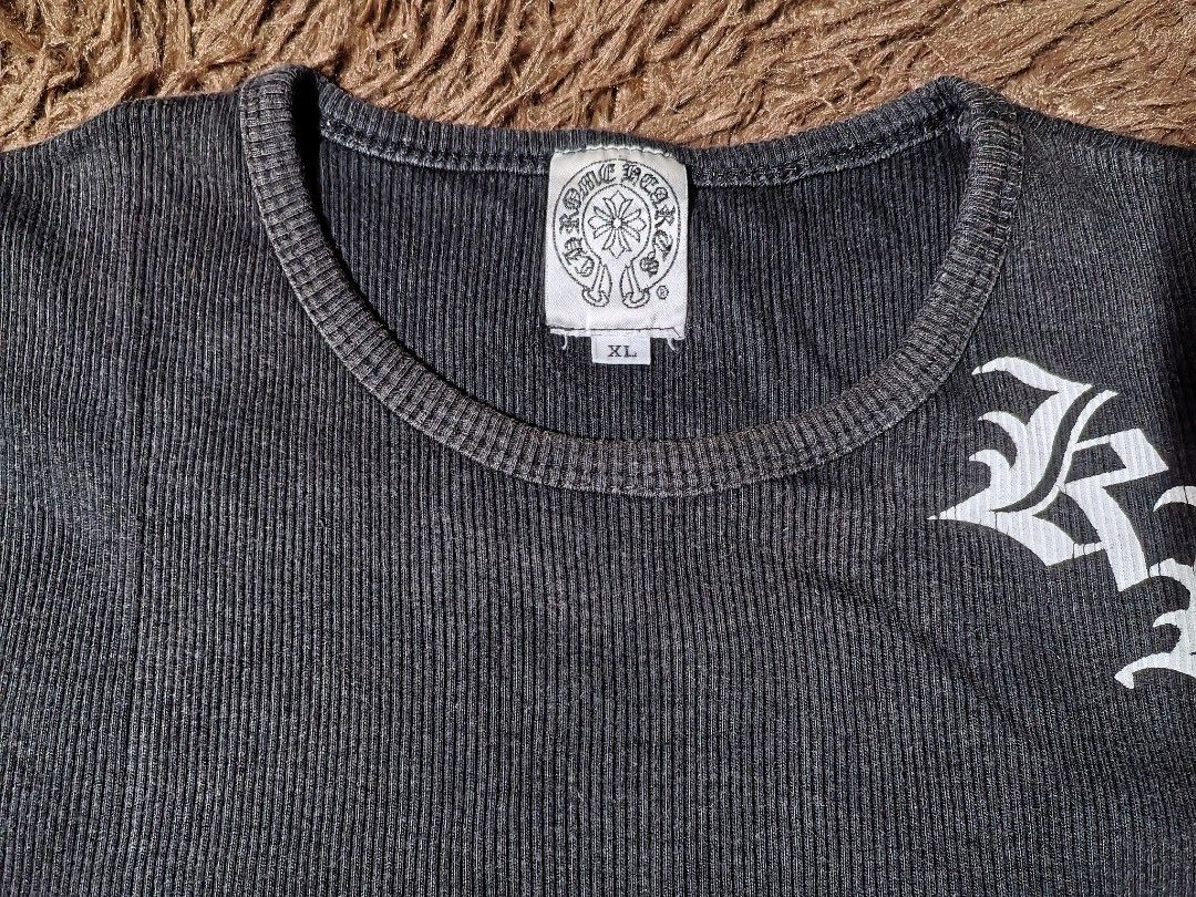 Chrome Hearts x Kyosuke Himuro (Category: Shirts) located in San Juan City. Submitted by reddvelasquez4298 (Listing ID 1463340973, Image 3). Description: Chrome Hearts x Kyosuke Himuro 14. 5Width 24.5 Length Good condition Kayo na humusga, Para skin not Auth Ito, good for PSG. 1000 pesos PM.