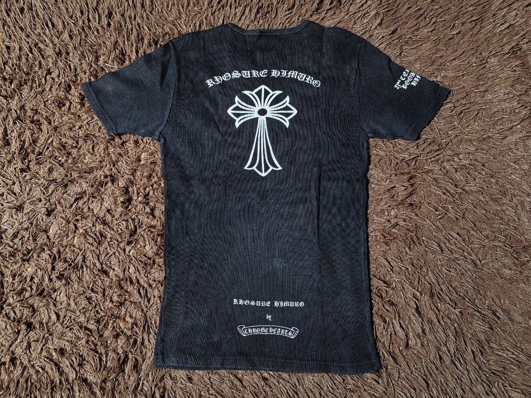 Chrome Hearts x Kyosuke Himuro (Category: Shirts) located in San Juan City. Submitted by reddvelasquez4298 (Listing ID 1463340973, Image 1). Description: Chrome Hearts x Kyosuke Himuro 14. 5Width 24.5 Length Good condition Kayo na humusga, Para skin not Auth Ito, good for PSG. 1000 pesos PM.