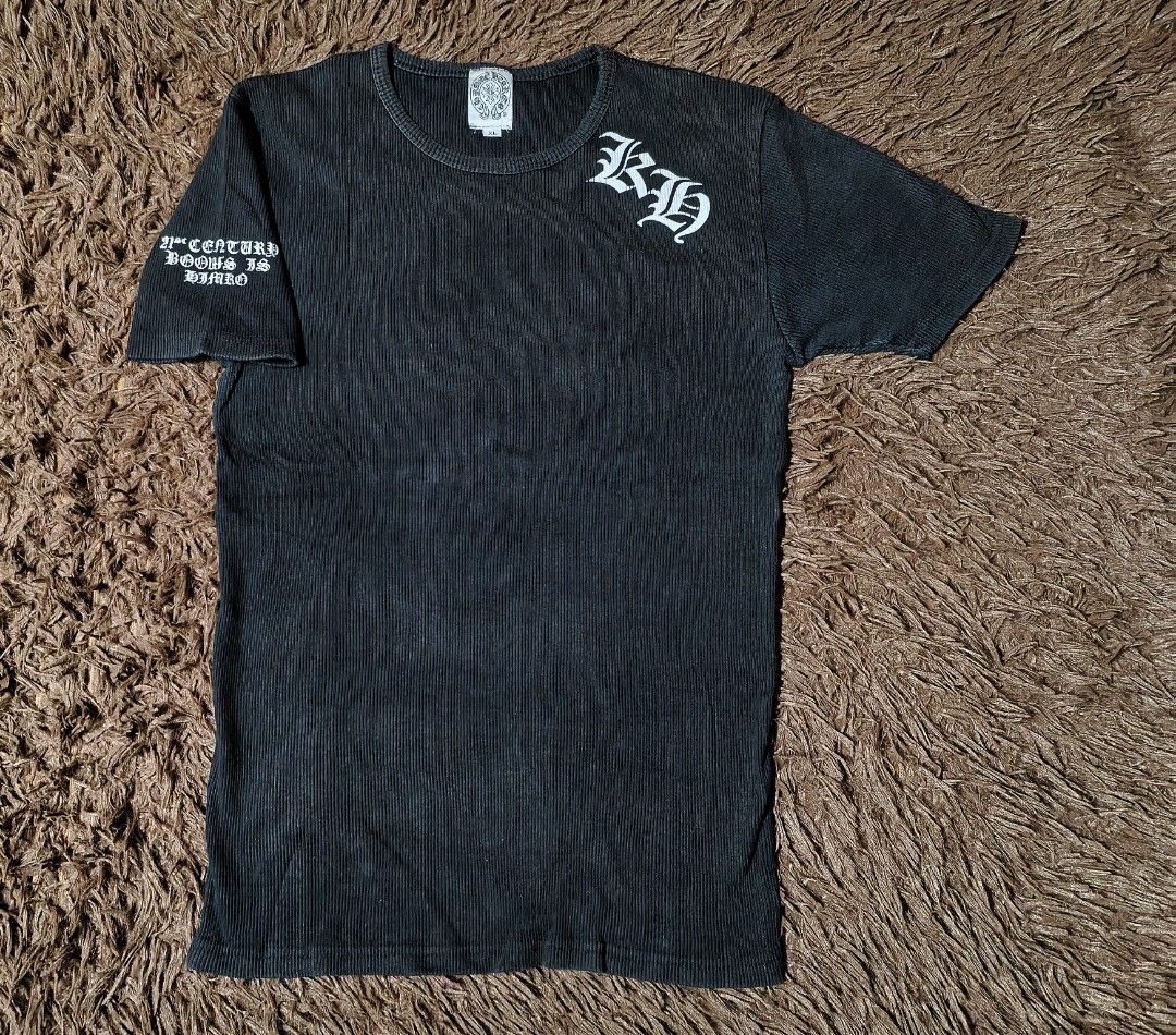 Chrome Hearts x Kyosuke Himuro (Category: Shirts) located in San Juan City. Submitted by reddvelasquez4298 (Listing ID 1463340973, Image 2). Description: Chrome Hearts x Kyosuke Himuro 14. 5Width 24.5 Length Good condition Kayo na humusga, Para skin not Auth Ito, good for PSG. 1000 pesos PM.