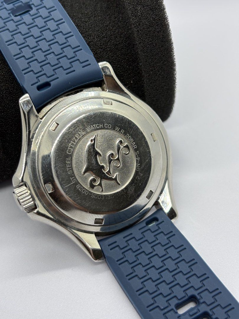 Citizen Dolphin Diver Rare! (Category: Men's Watches) located in Quezon City. Submitted by rentoti (Listing ID 1463329597, Image 3). Description: - Rare Citizen Dolphin Diver Automatic Watch - Classic blue dial with luminous markers and hands - Rotating dive bezel - Automatic movement - Iconic Dolphin engraving on caseback - Durable stainless steel case - Comfortable blue rubber strap - Water resistant (20 BAR).