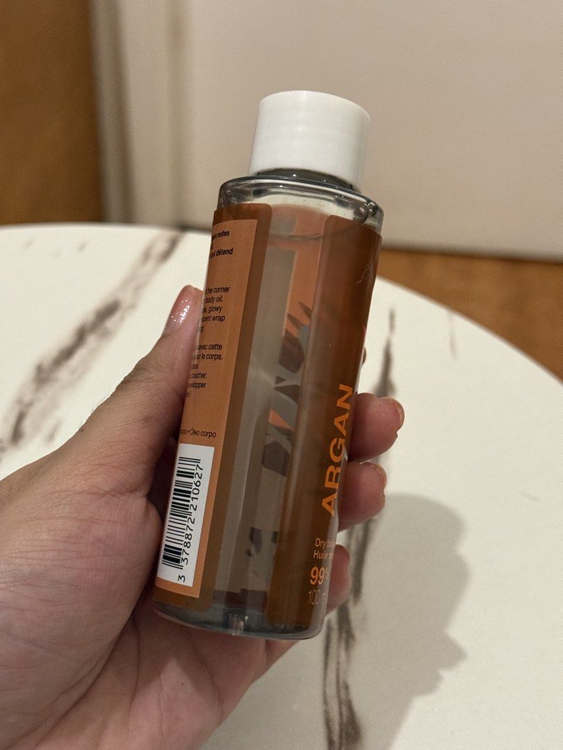 [CLEARANCE] Sephora dry oil (Category: Body Care) located in Quezon City. Submitted by quirksandcurls (Listing ID 1463550127, Image 3). Description: .