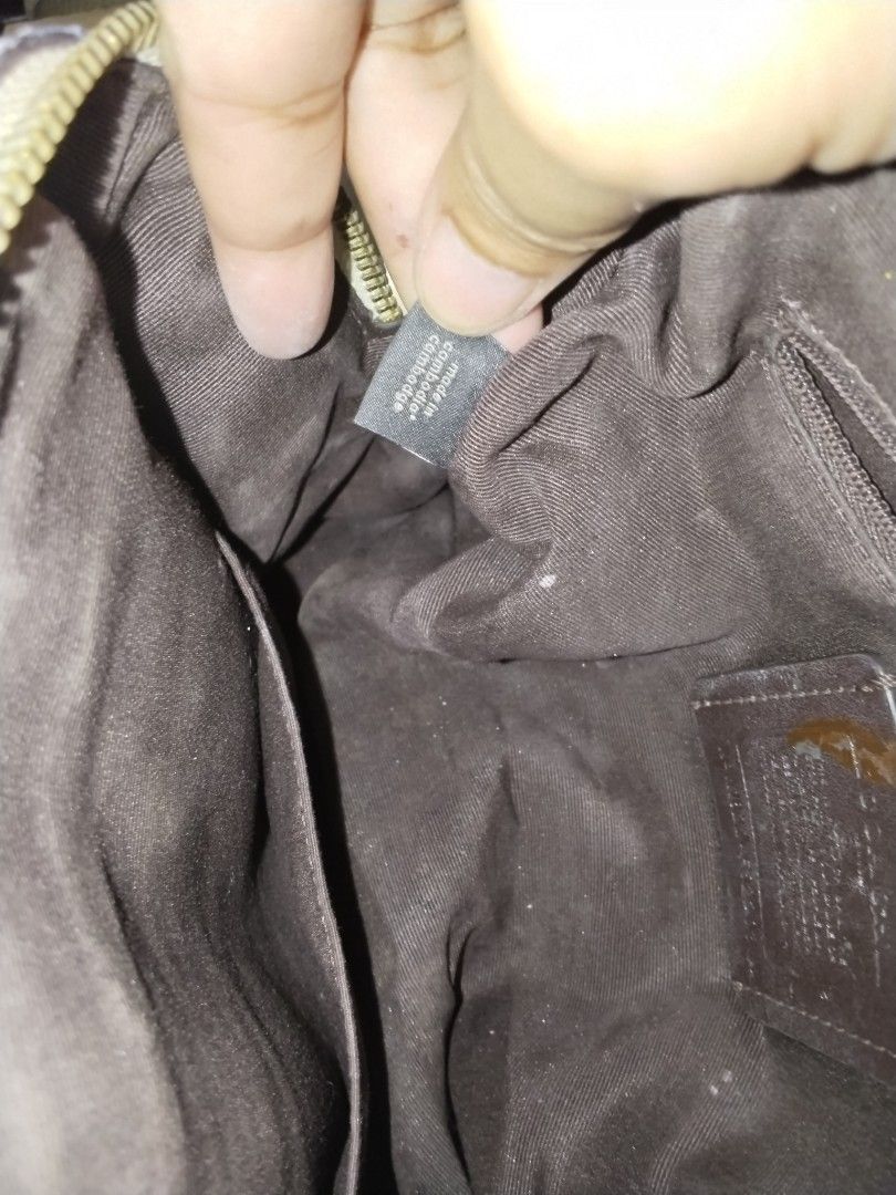 Coach doctor bag (Category: Cross-body Bags) located in Cavite. Submitted by bagssection04 (Listing ID 1463331421, Image 3). Description: coach doctor bag small size made in combodia.