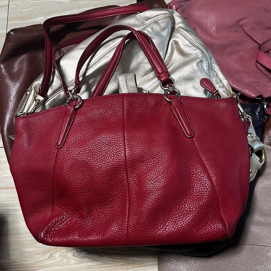 Coach Kelsey Red (Category: Luxury Bags & Wallets) located in Cagayan de Oro. Submitted by bj.garments (Listing ID 1463471422, Image 2). Description: .
