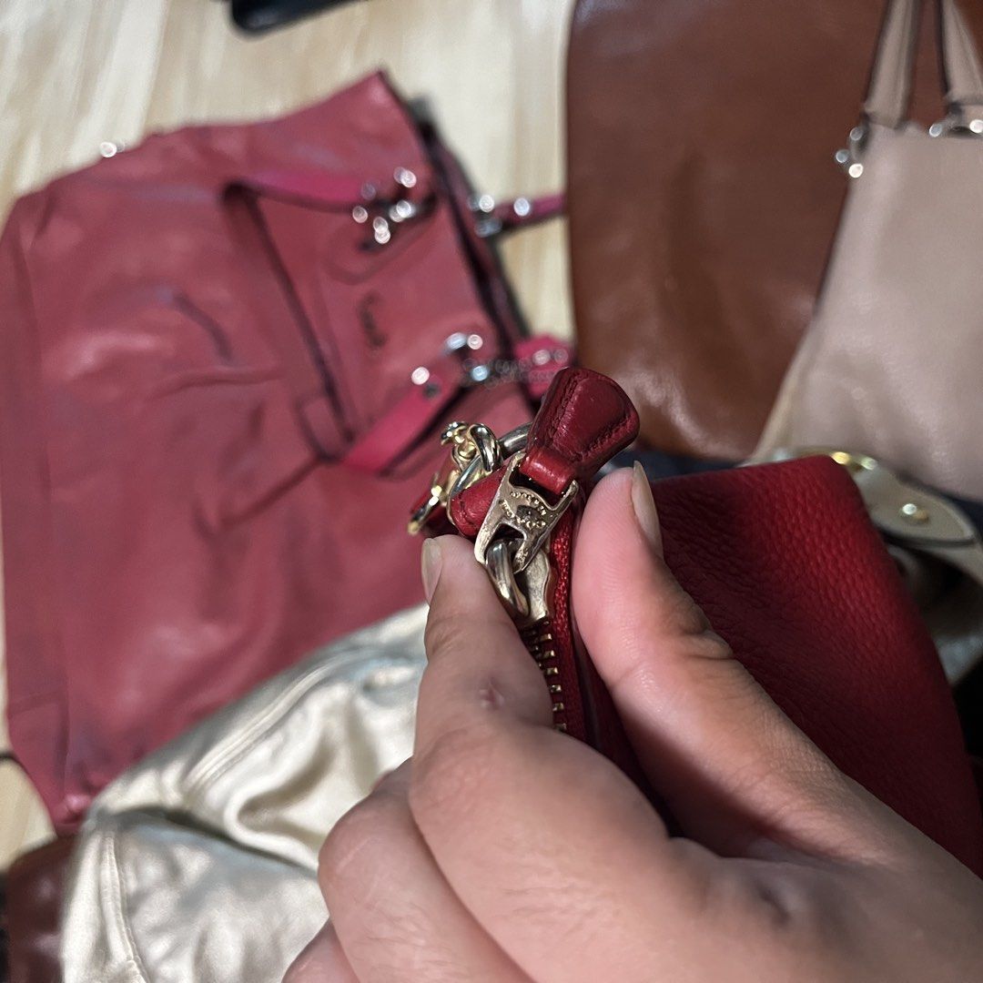 Coach Kelsey Red (Category: Luxury Bags & Wallets) located in Cagayan de Oro. Submitted by bj.garments (Listing ID 1463471422, Image 3). Description: .
