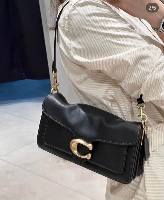 Coach Soft Tabby Med Shoulder Bag (Category: Shoulder Bags) located in Manila. Submitted by msddirectfactoryoutlet (Listing ID 1463481119, Image 3). Description: .