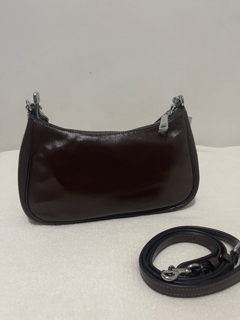 Coach Soft Teri Mapple (Category: Shoulder Bags) located in Tarlac. Submitted by shop.trlc (Listing ID 1463441001, Image 2). Description: ‼️‼️PALUGI SALE ‼️‼️ CCH SOFT TERI MAPPLE✨ Brandnew✨ 🏷️5,800 ✅Comes with tag ✅May konting gasgas lang, sobrang hindi man halata or di man kita talaga 🥺 ✅New release pa ng Teri to 💖 💯Guaranteed 0 rig 🇵🇭PH Onhand Plus local SF 🚚 Lalamove ready Ready to ship! Pls like and follow for more original items 🌸 F