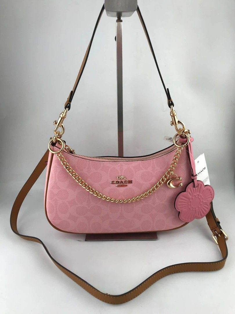 Coach Teri Shoulder Bag (Category: Shoulder Bags) located in Manila. Submitted by msddirectfactoryoutlet (Listing ID 1463451871, Image 3). Description: .