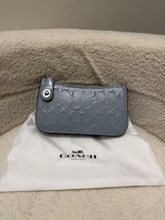 (Category: ) located in . Submitted by heypreloved_me (Listing ID 1463427920, Image 1). Description: .
