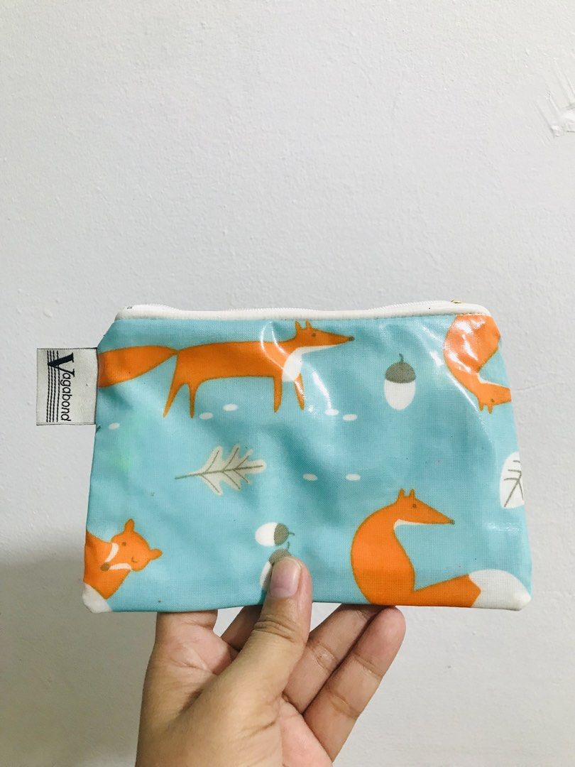 COINPURSE (Category: Purses & Pouches) located in Gamu. Submitted by 2022bagsbunny (Listing ID 1463385917, Image 3). Description: .