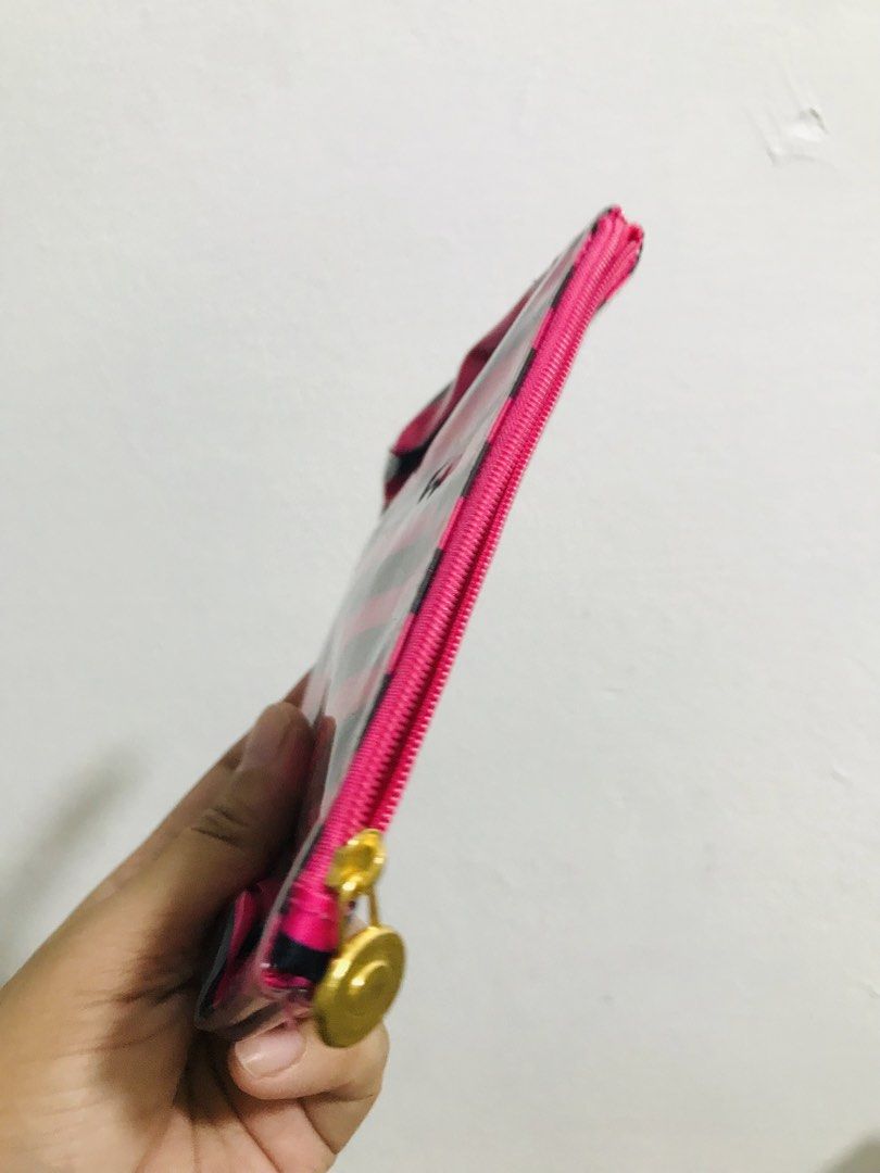 COINPURSE (Category: Purses & Pouches) located in Gamu. Submitted by 2022bagsbunny (Listing ID 1463386031, Image 3). Description: .