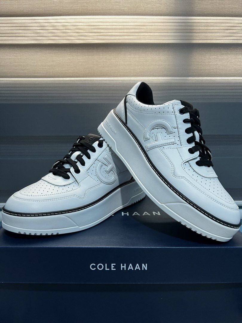 COLEHAAN GP MAXFIELD SNKR (Category: Sneakers) located in Manila. Submitted by kyleramos294759 (Listing ID 1463373937, Image 3). Description: COLEHAAN GP MAXFIELD SNKR Size: 7 C (Women’s) Color: White/Black BRANDNEW WITH BOX 📍Valenzuela City Pick up or Lalamove only.